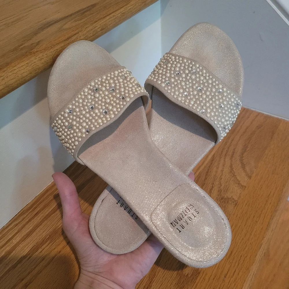 Stuart Weitzman Off White Sandals with White Beads & Silver Sequins - Picture 1 of 7